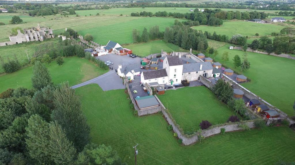 Galway Glamping Hotel Tuam Exterior foto