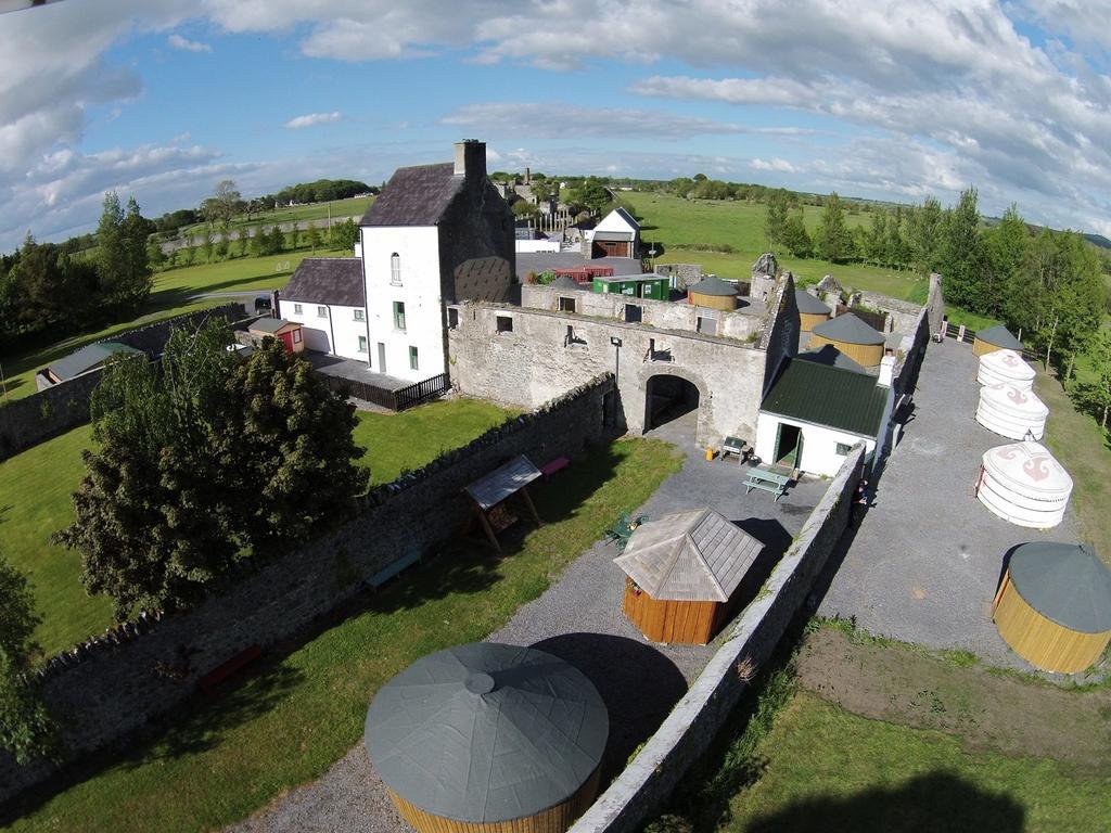 Galway Glamping Hotel Tuam Exterior foto