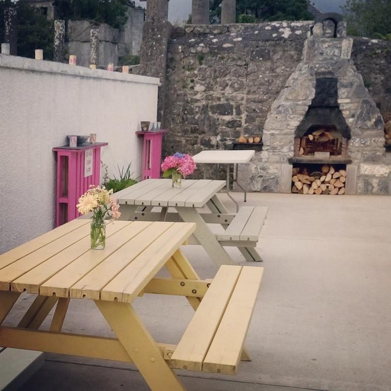 Galway Glamping Hotel Tuam Exterior foto