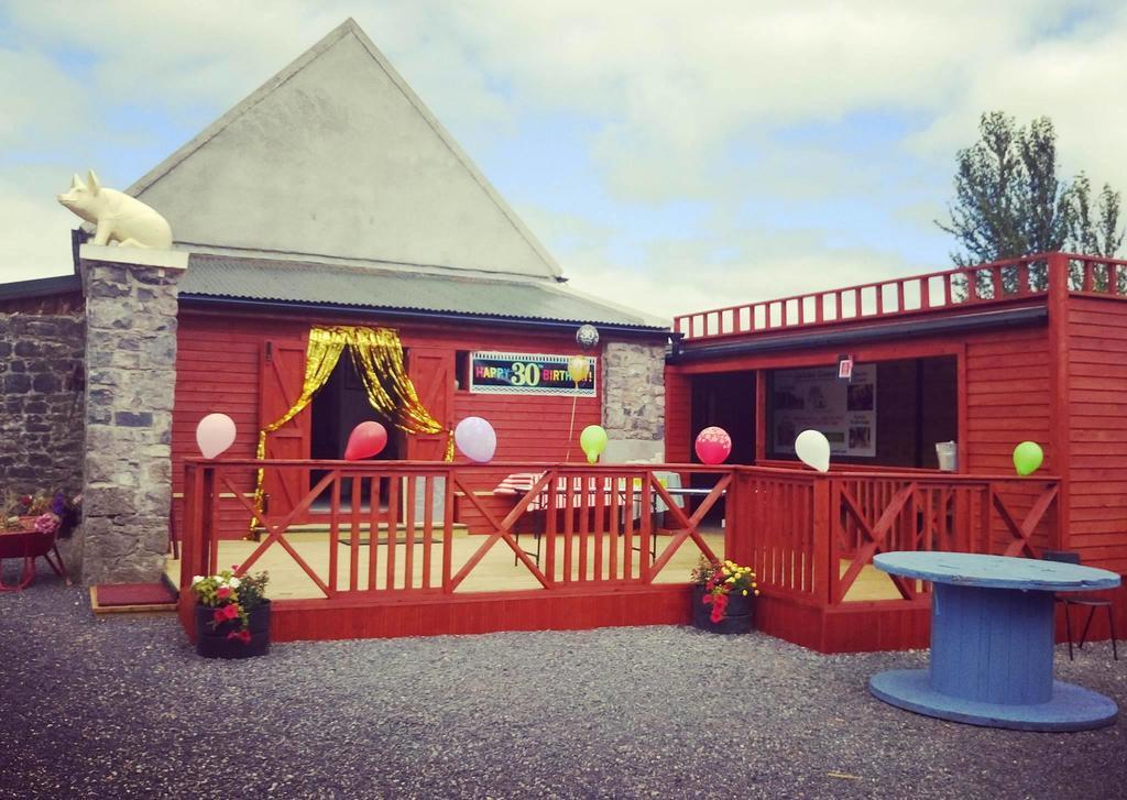 Galway Glamping Hotel Tuam Exterior foto